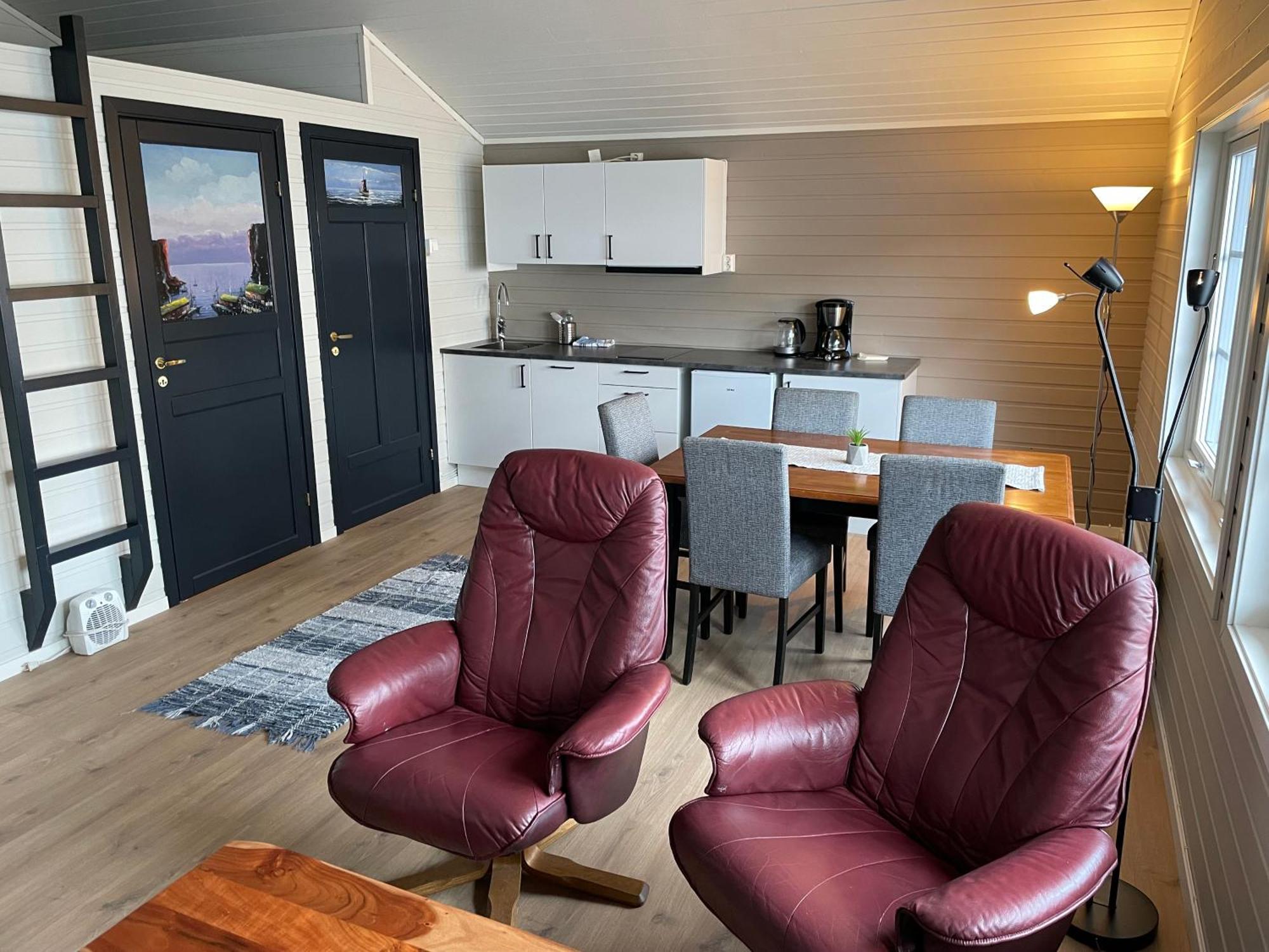 Brustranda Fjordcamping Valberg Buitenkant foto