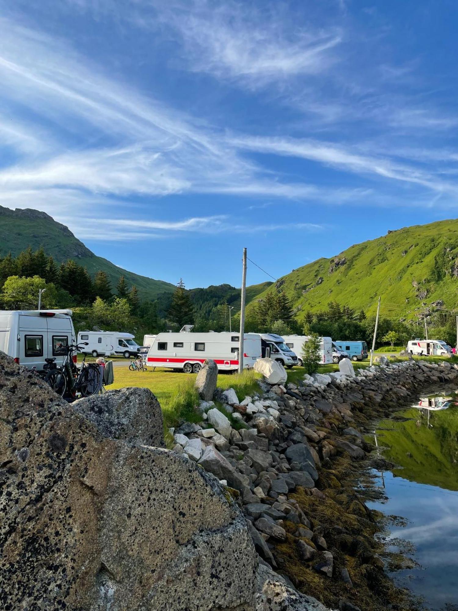 Brustranda Fjordcamping Valberg Buitenkant foto